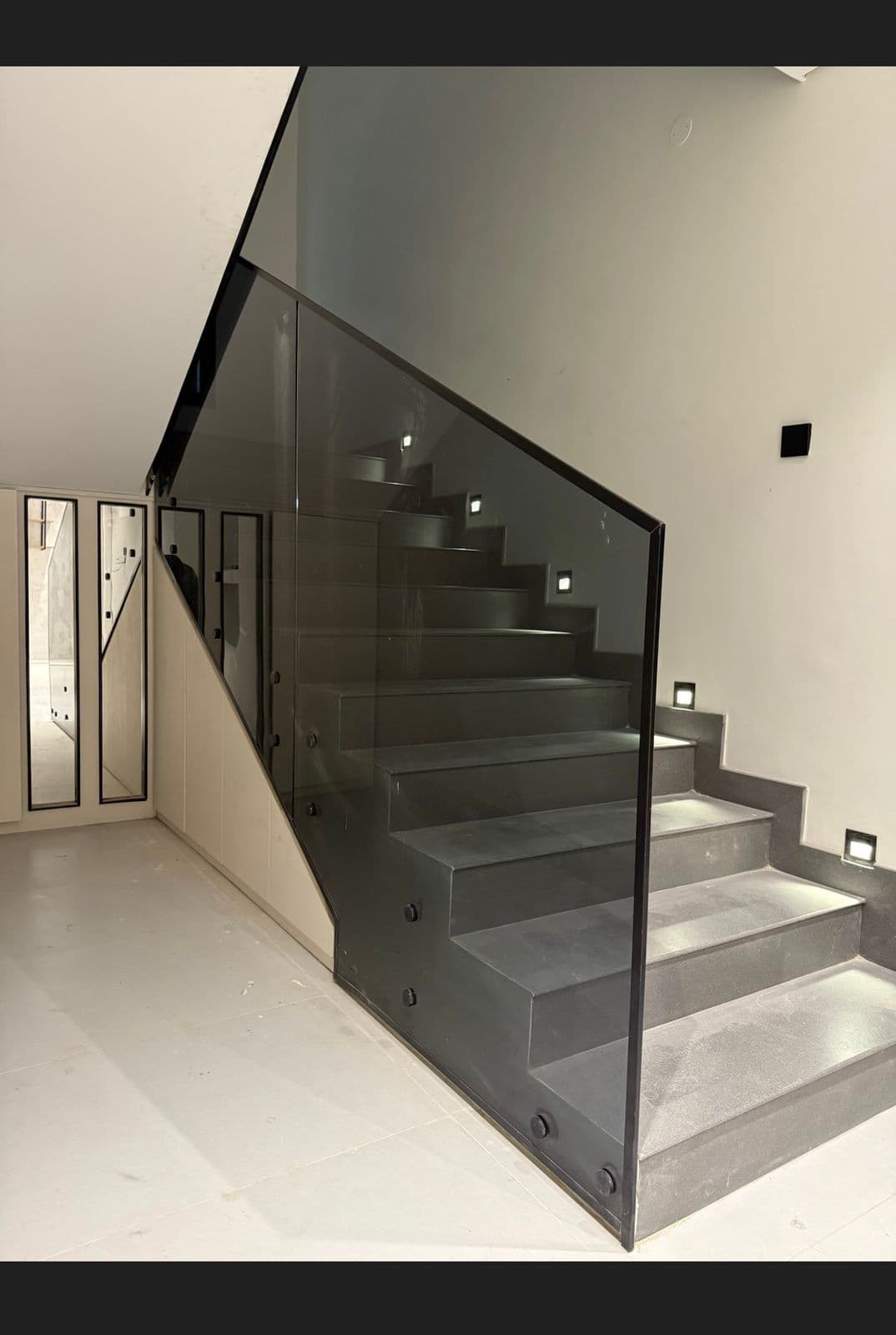 Handrail 3