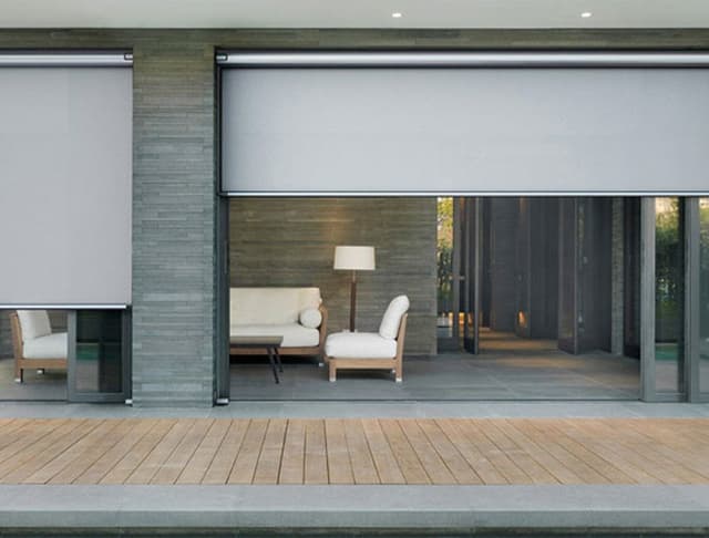 ZIP CURTAIN